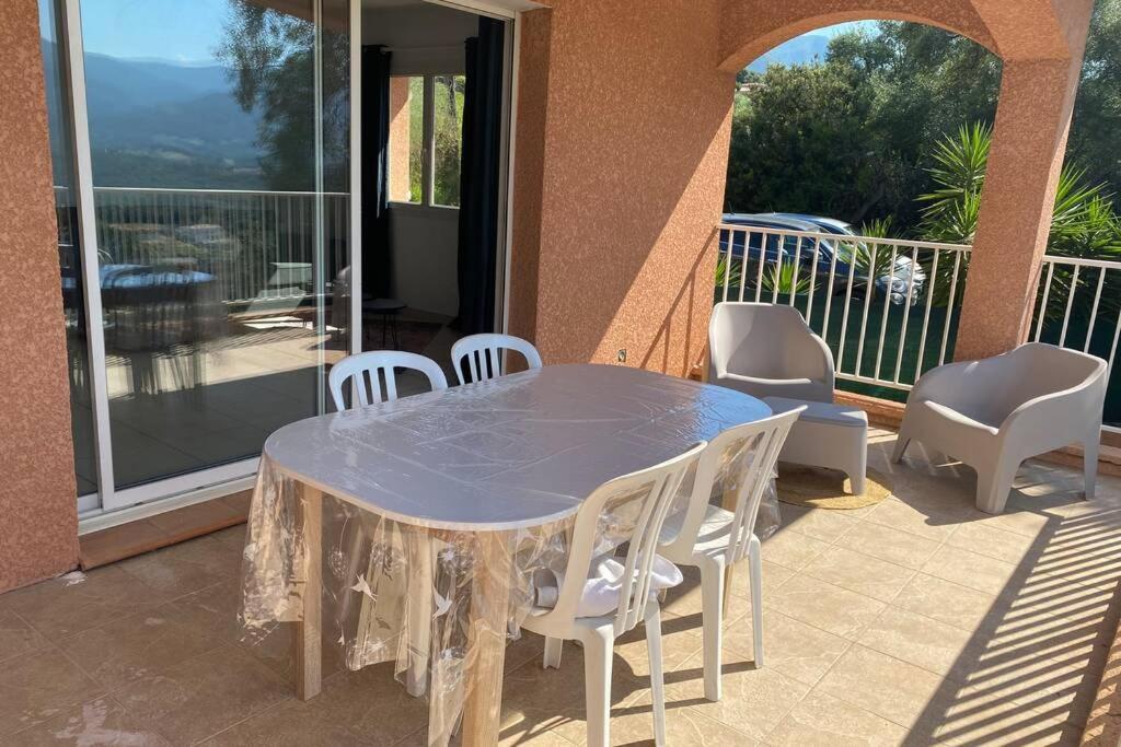 Joli F3 De 60M2 Avec Balcon Apartman Bastelicaccia Kültér fotó
