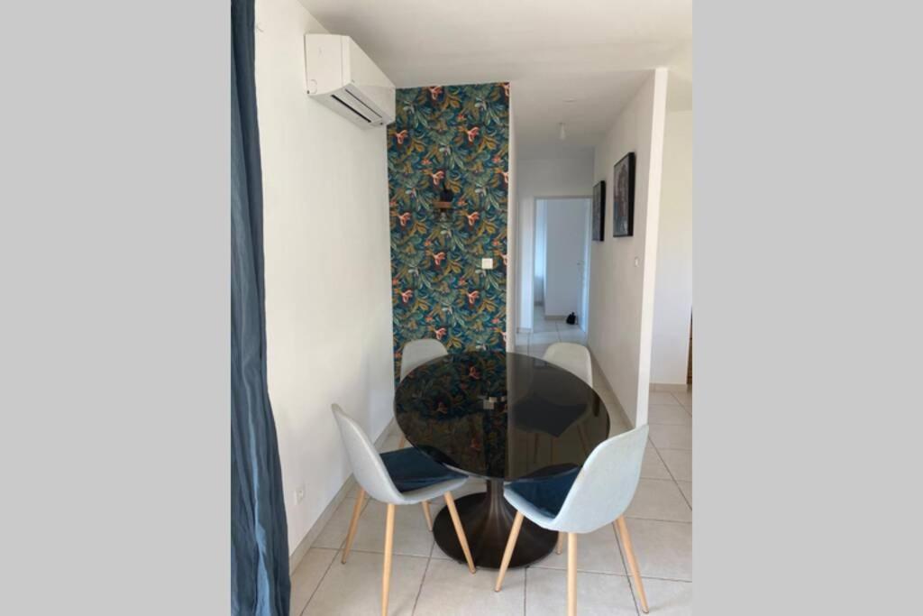 Joli F3 De 60M2 Avec Balcon Apartman Bastelicaccia Kültér fotó
