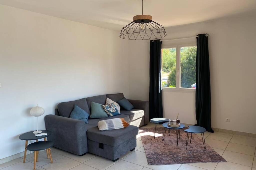 Joli F3 De 60M2 Avec Balcon Apartman Bastelicaccia Kültér fotó
